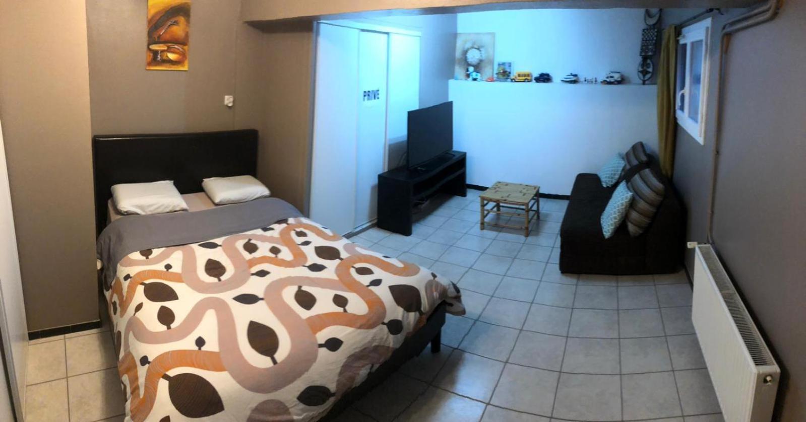 Comme A La Maison ! Chavanoz Exterior foto